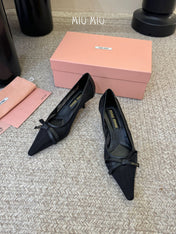 MIUMIU 26S HIGH-HEEL IN BLACK MESH AND LAMBSKIN WITH BOW