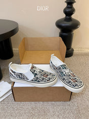 DIOR 26S WALK'N'DIOR SLIP-ON SNEAKERS IN MULTICOLOR DIOR OBLIQUE EMBROIDERED CANVAS STYLE 01