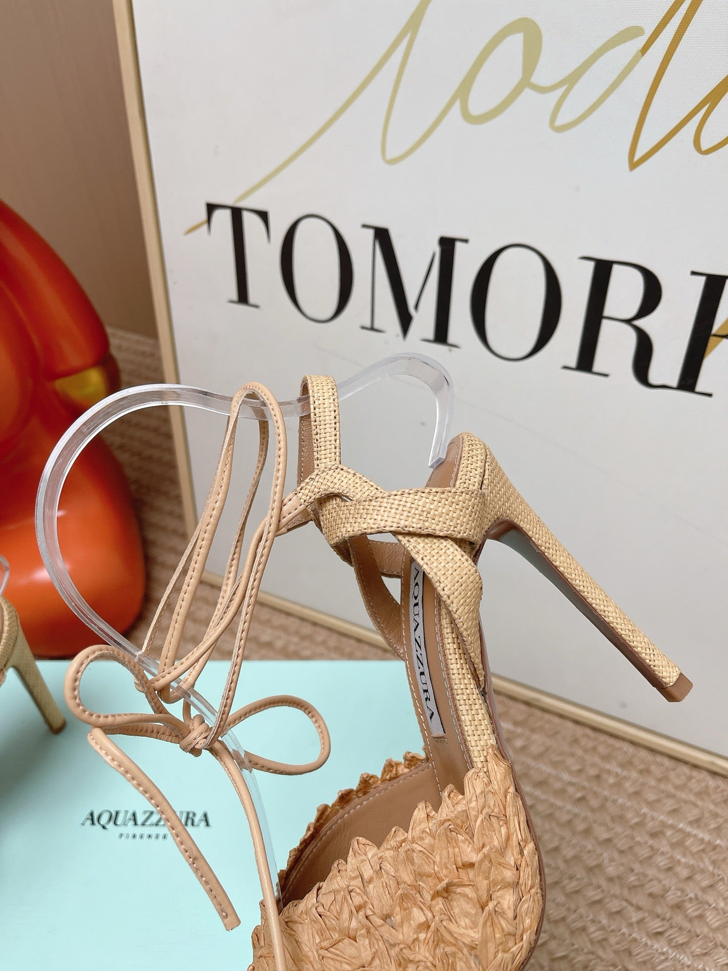 AQUAZZURA 26S LACE-UP HIGH HEEL SANDALS IN BEIGE WOVEN RAFFIA