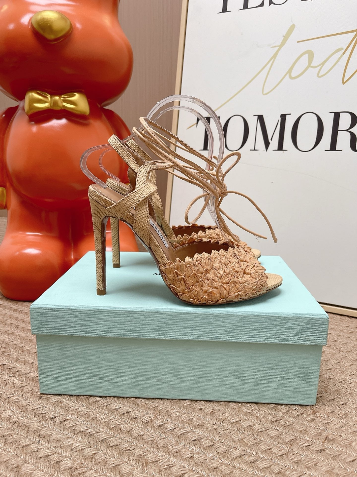 AQUAZZURA 26S LACE-UP HIGH HEEL SANDALS IN BEIGE WOVEN RAFFIA