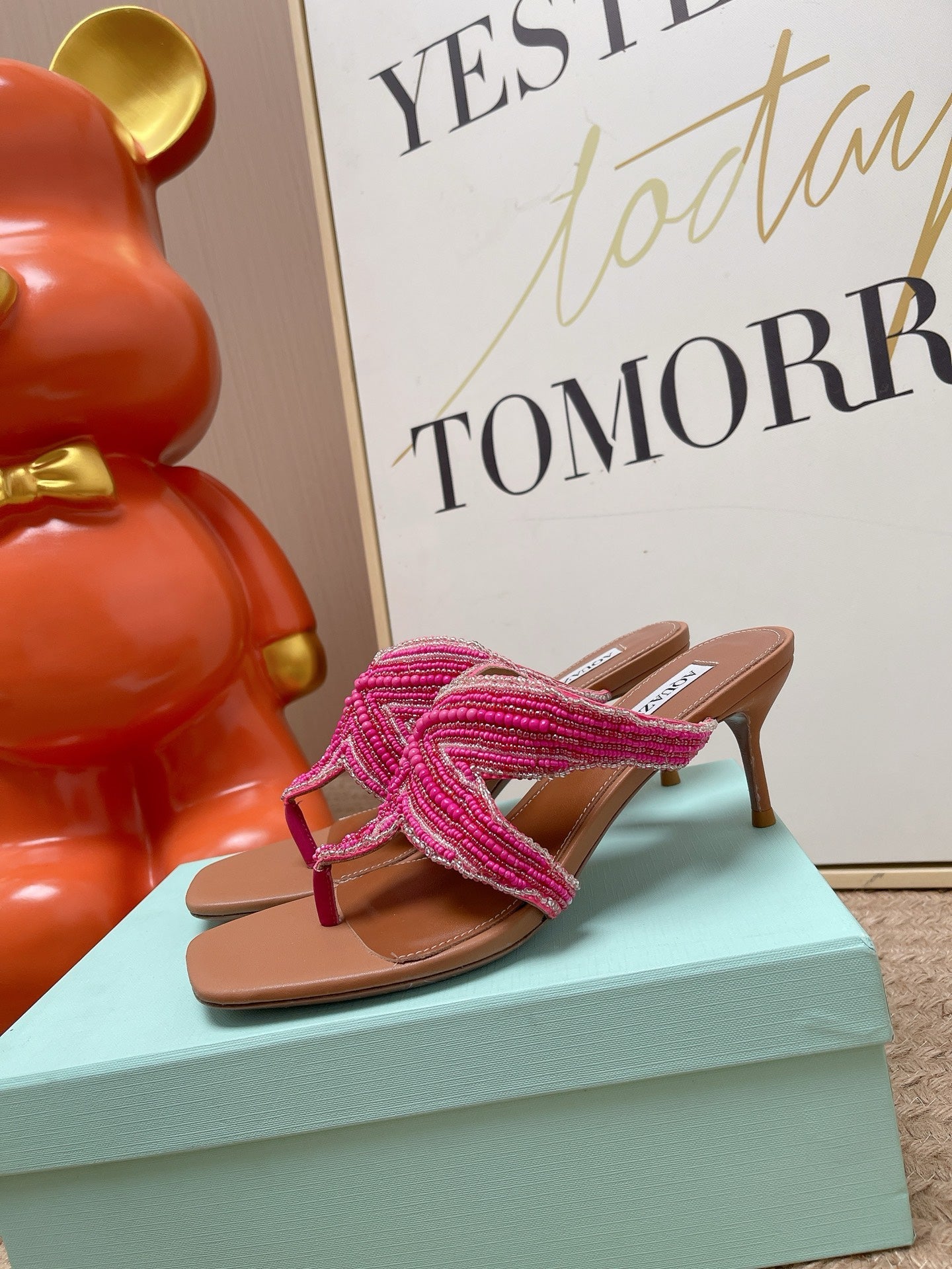 AQUAZZURA 26S STARFISH THONG HEELS IN PINK AND BROWN LAMBSKIN