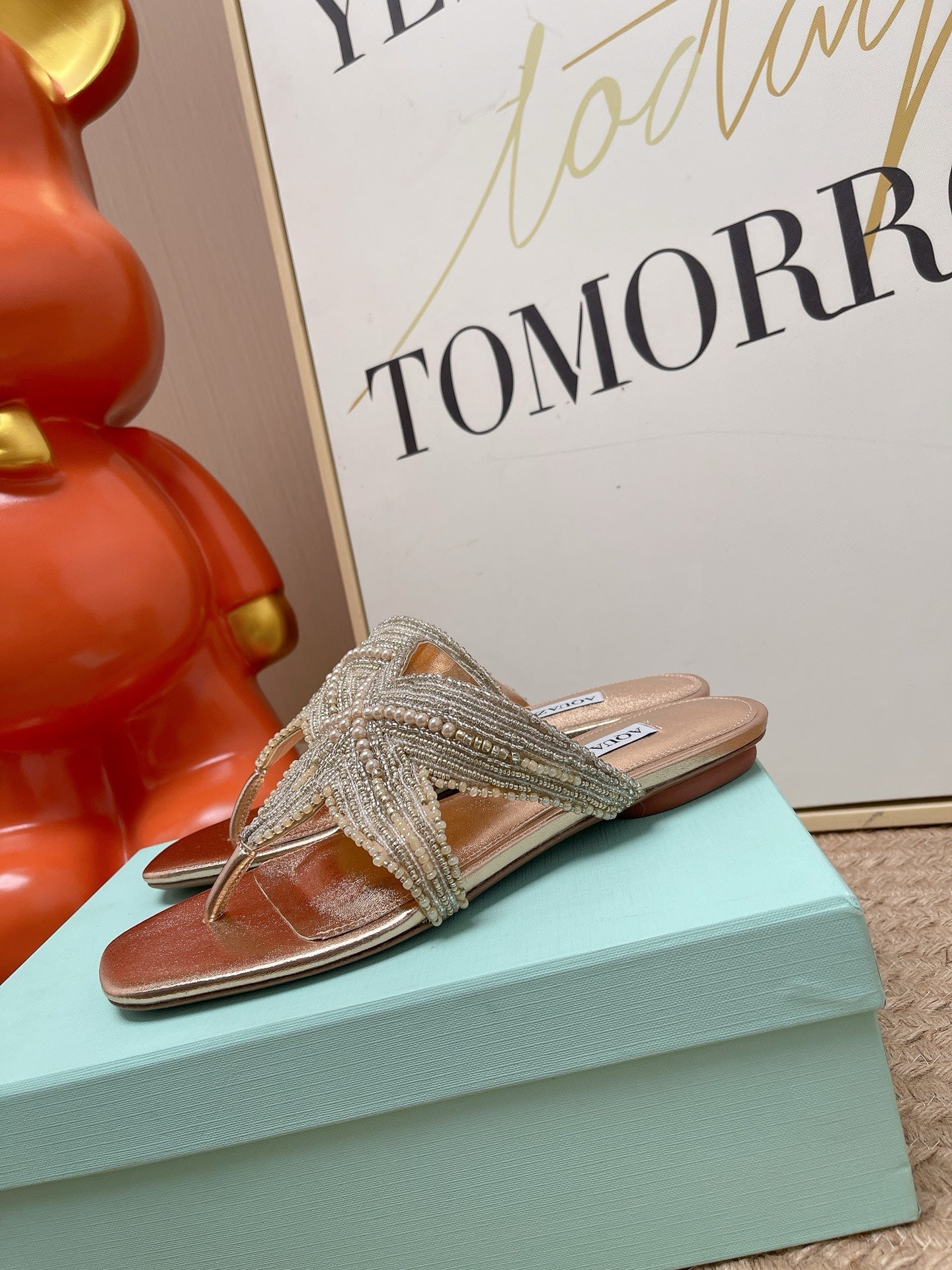 AQUAZZURA 26S STARFISH BEADED THONG SANDALS IN ROSE GOLD LAMBSKIN