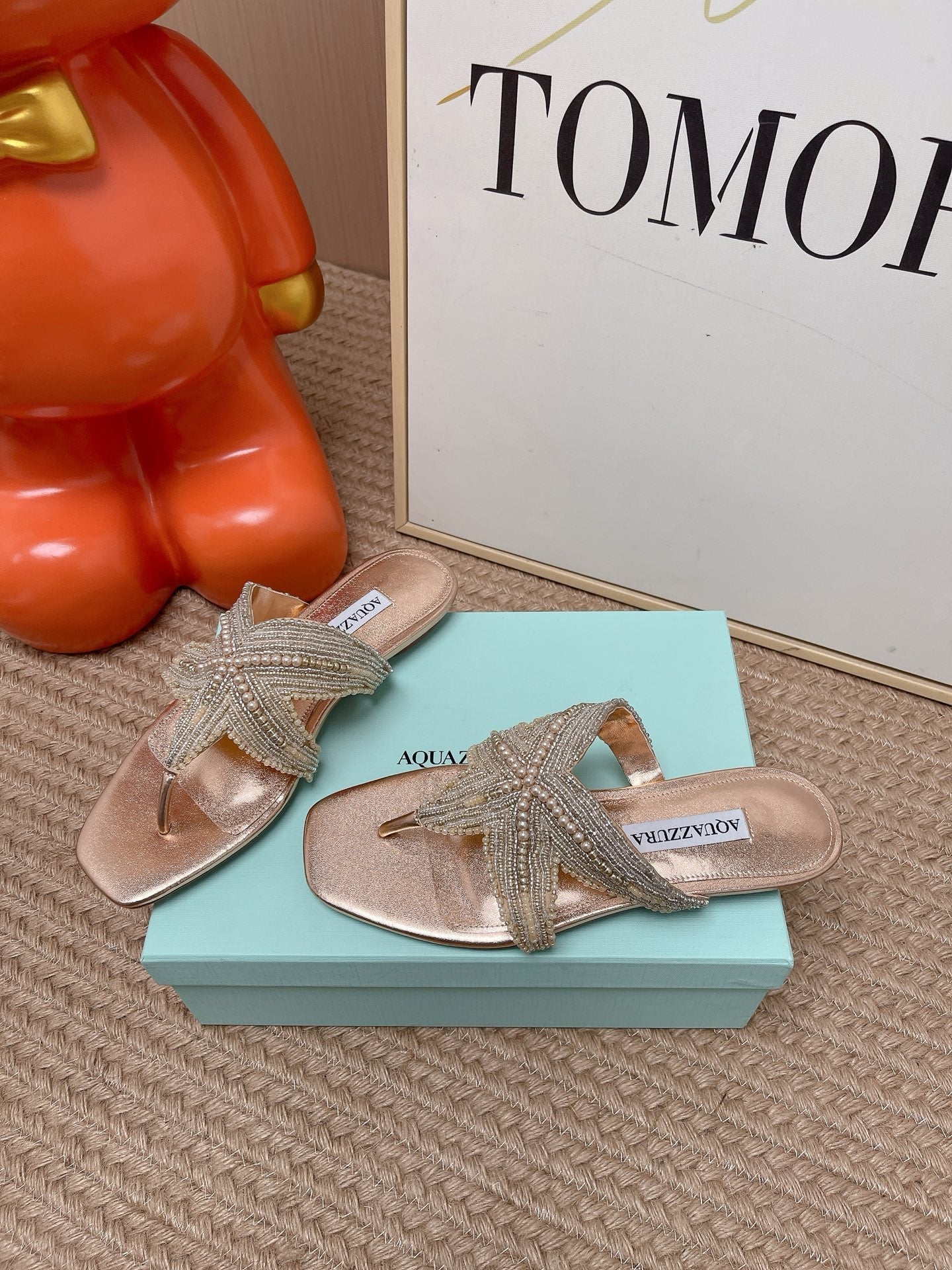 AQUAZZURA 26S STARFISH BEADED THONG SANDALS IN ROSE GOLD LAMBSKIN