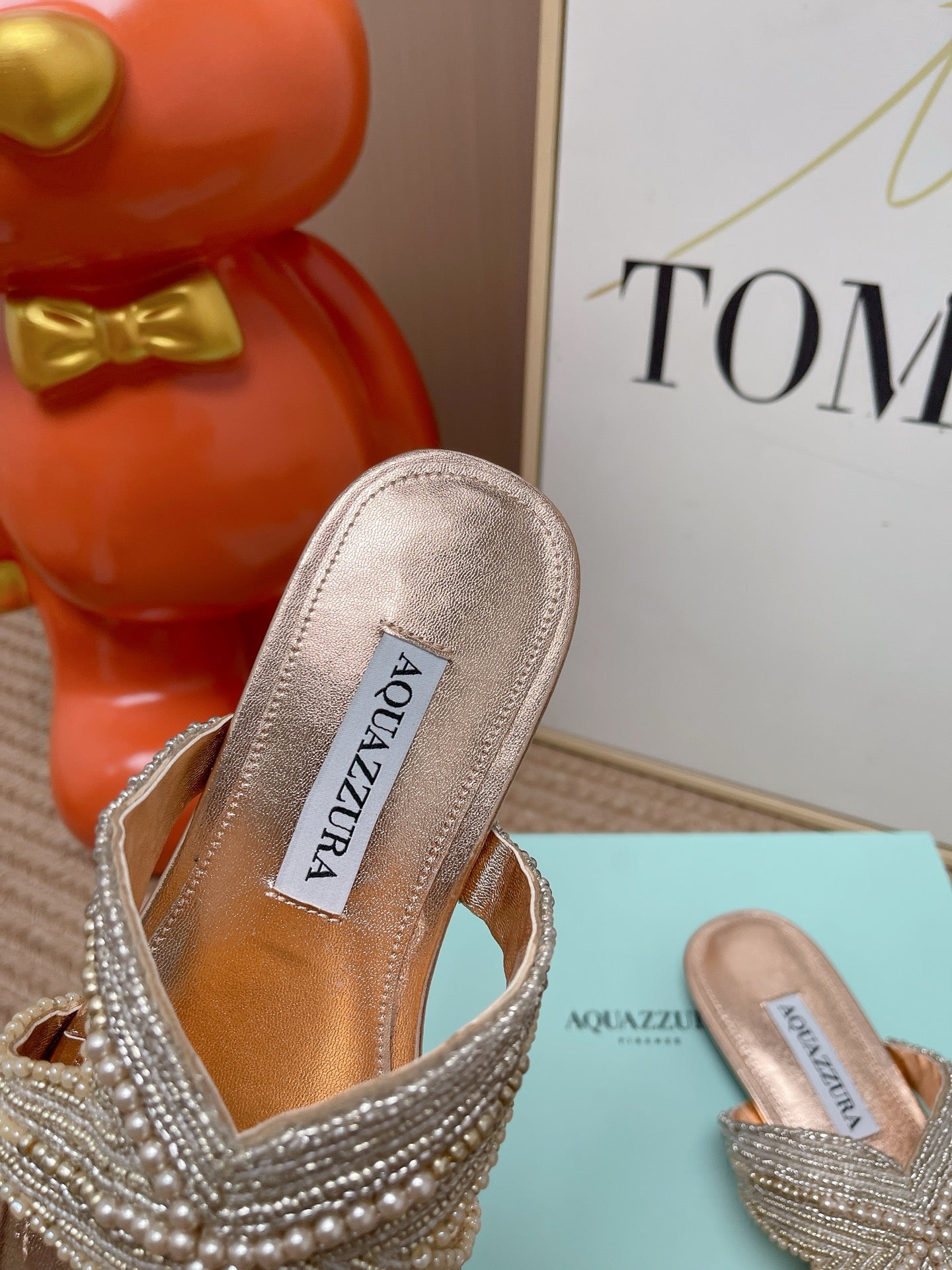 AQUAZZURA 26S STARFISH BEADED THONG SANDALS IN ROSE GOLD LAMBSKIN
