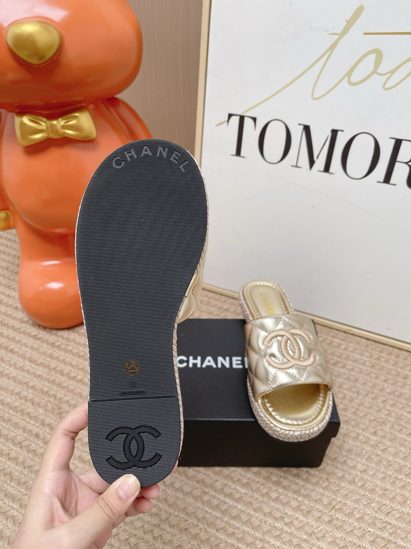 CHANEL 26S WEDGE SANDALS IN GOLD LAMBSKIN