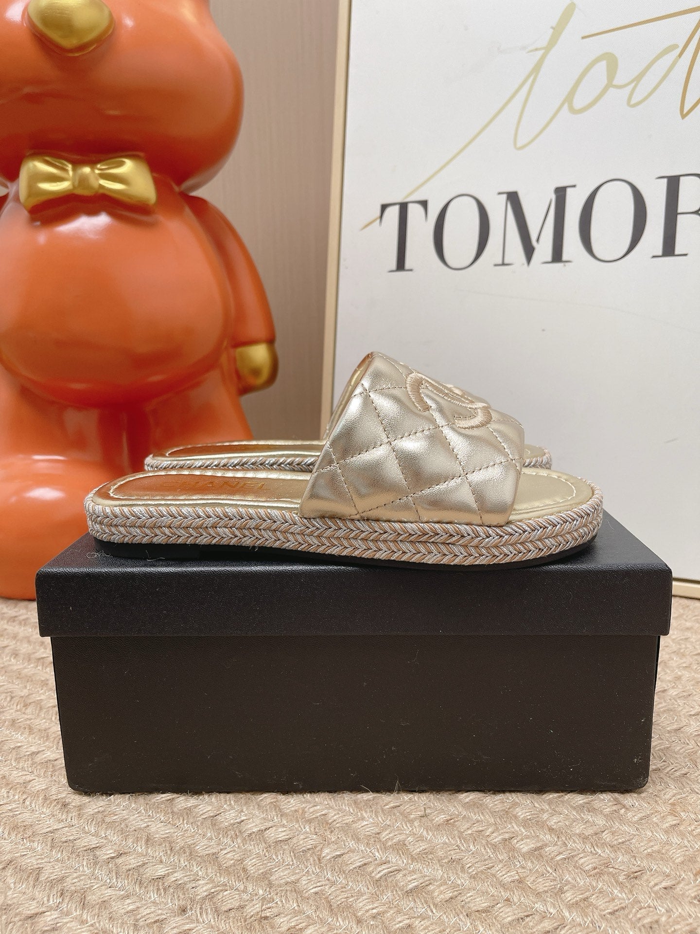 CHANEL 26S WEDGE SANDALS IN GOLD LAMBSKIN