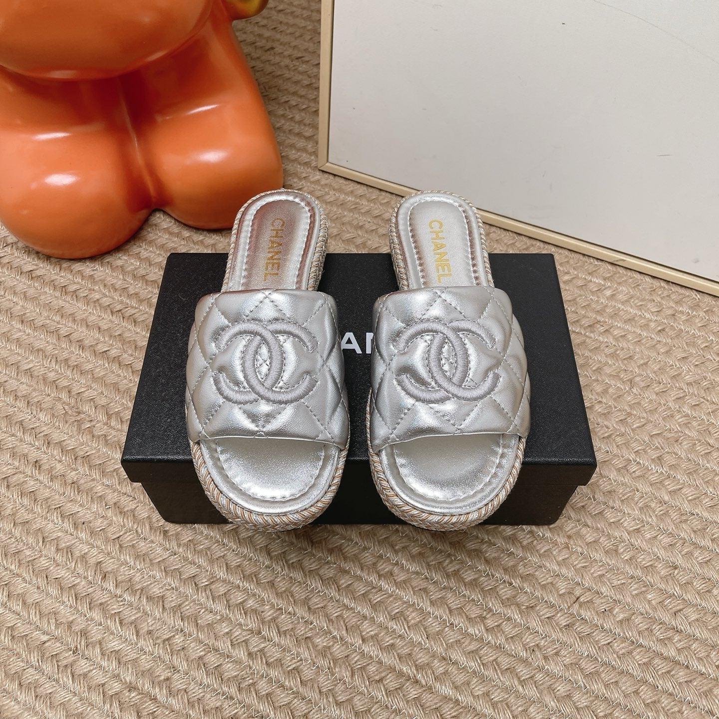 CHANEL 26S WEDGE SANDALS IN SILVER LAMBSKIN