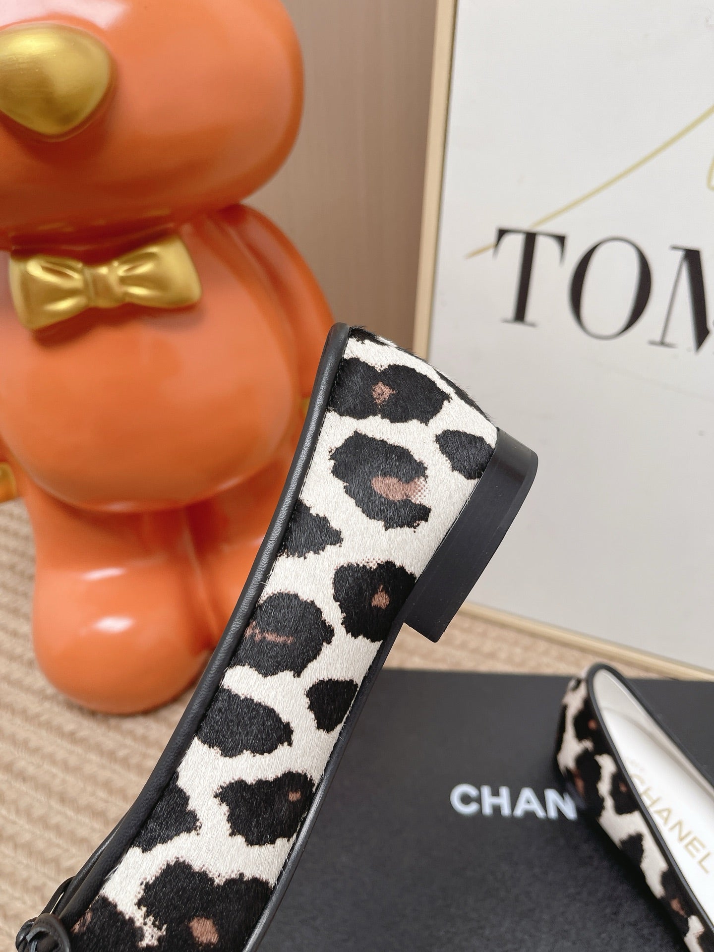 CHANEL 26S BALLET FLATS IN WHITE MIX BLACK LEOPARD PRINT PONY HAIR