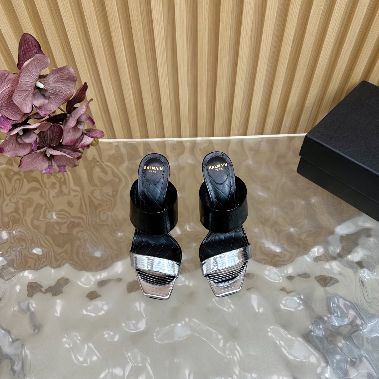 BALMAIN 25S MULES IN STRIPED LEATHER 95MM IN BLACK AND SILVER CALFSKIN