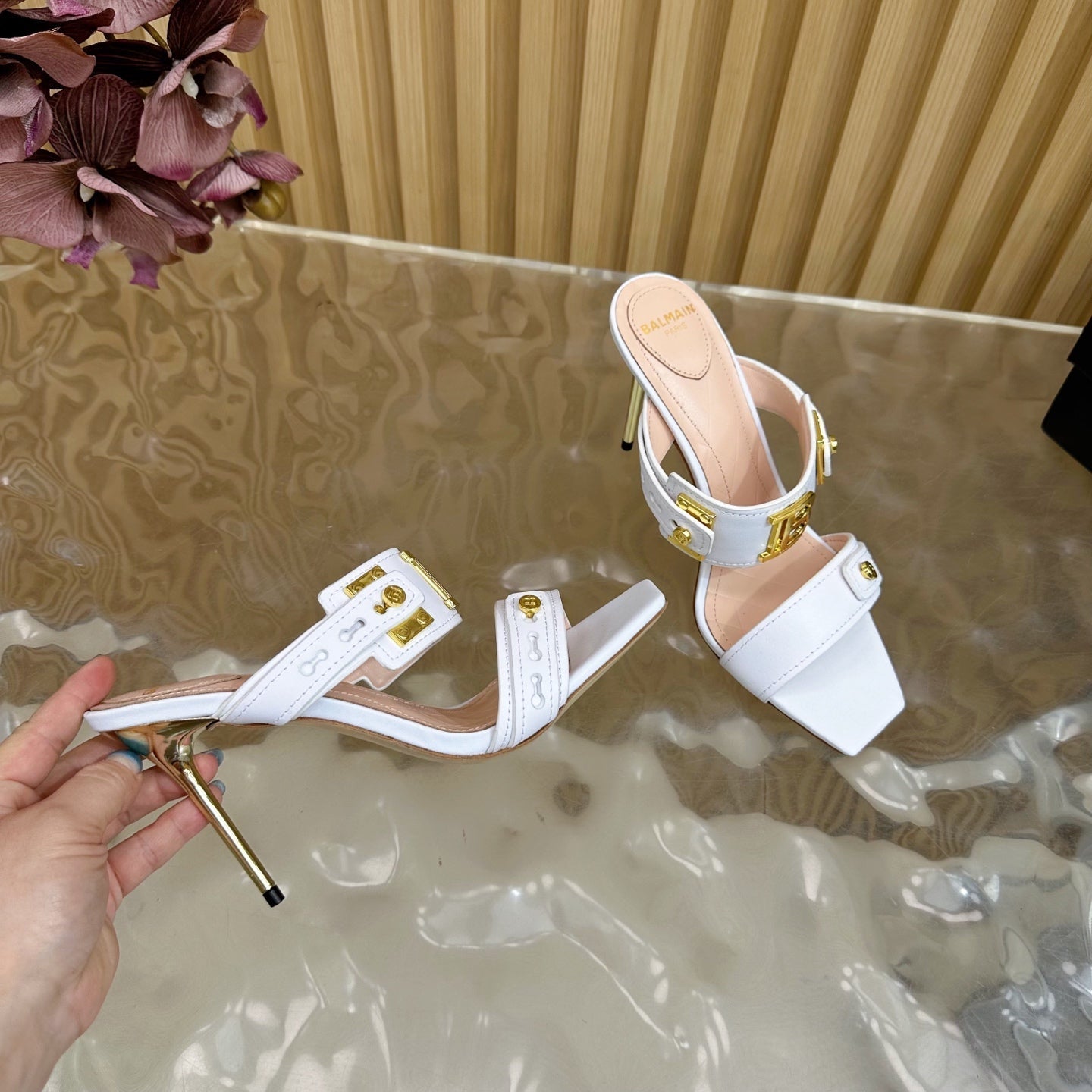 BALMAIN 25S MULES IN STRIPED LEATHER 95MM IN WHITE CALFSKIN GOLD HARDWARE