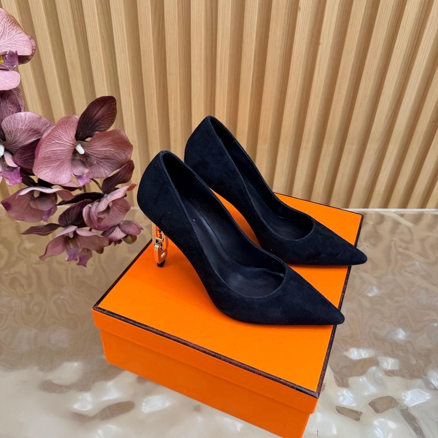 HM 26S HIGH-HEEL 80 MM IN BLACK SUEDE