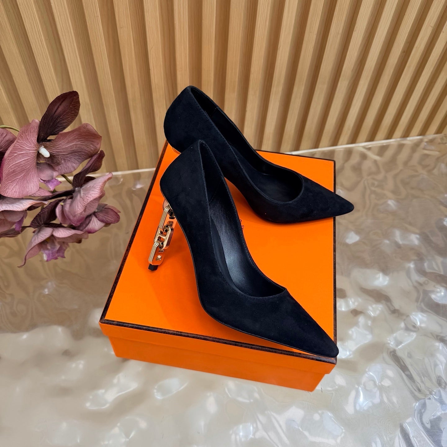 HM 26S HIGH-HEEL 80 MM IN BLACK SUEDE