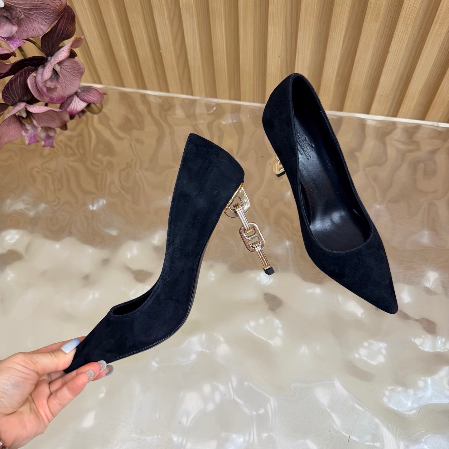 HM 26S HIGH-HEEL 80 MM IN BLACK SUEDE