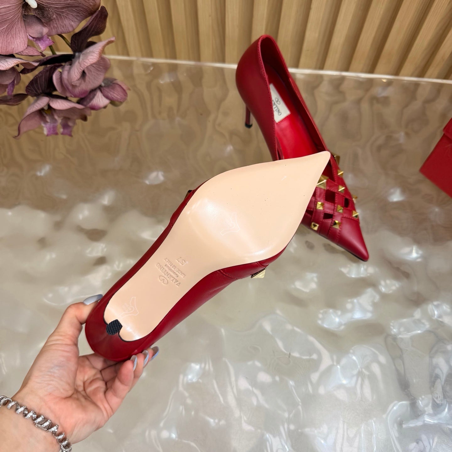 VALENTINO 26S STUDDED POINTED TOE PUMPS 90 MM IN RED CALFSKIN