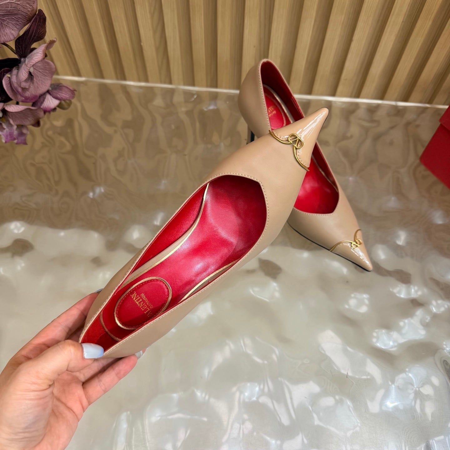 VALENTINO 26S CAP-TOE PUMPS 90 MM IN BEIGE CALFSKIN