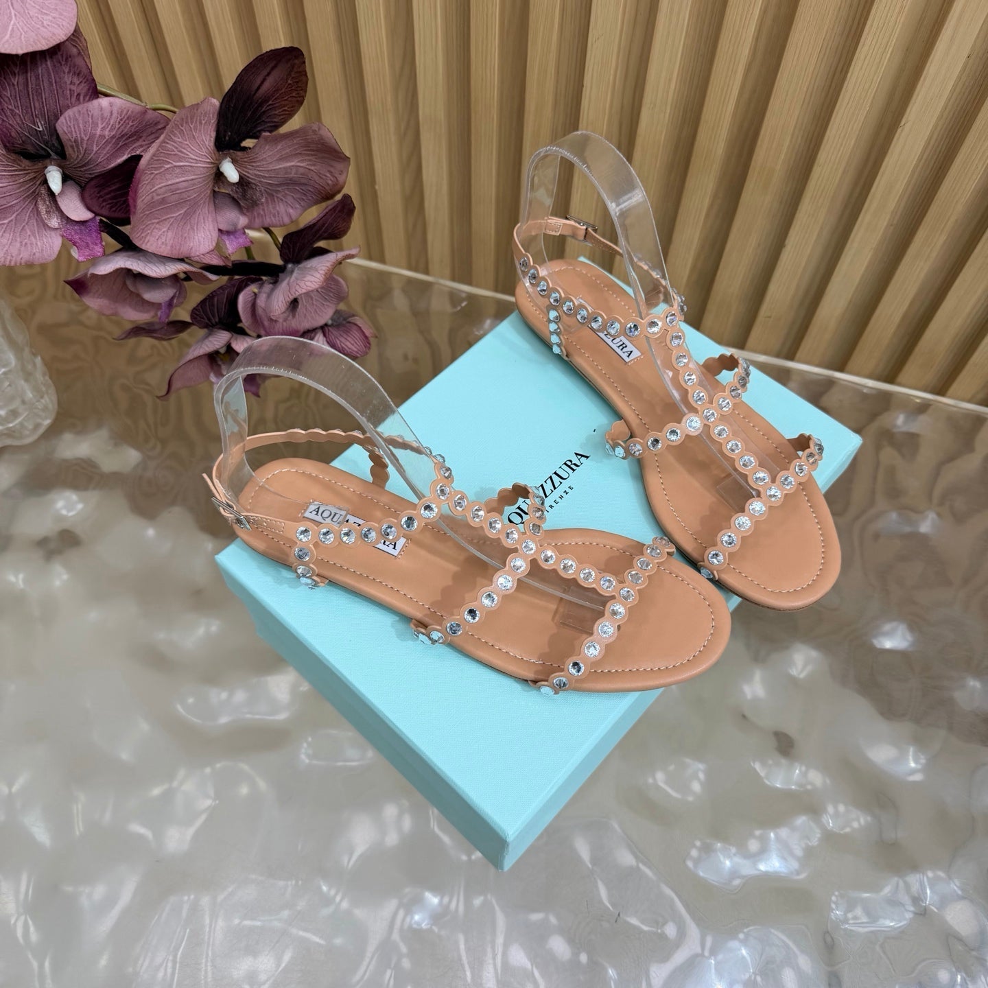 AQUAZZURA 26S FLAT SANDALS IN NUDE CALFKSIN CRYSTAL EMBELLISHED
