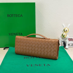 BV Long Clutch Andiamo 31 Tan Leather Ghw