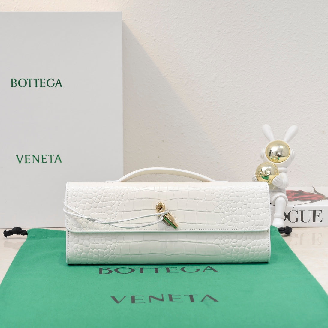 BV Long Clutch Andiamo 31 White Crocodile Calfskin Ghw
