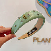 THICK HEADBAND IN JADE GREEN SILK ATTACHED DIAMONDS 406043