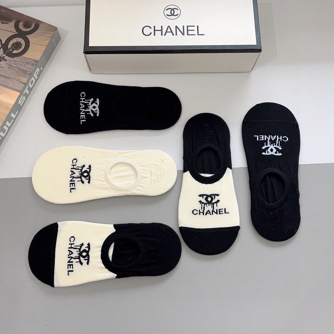 CHANEL 26S NO-SHOW SOCKS 412398 (1 BOX)