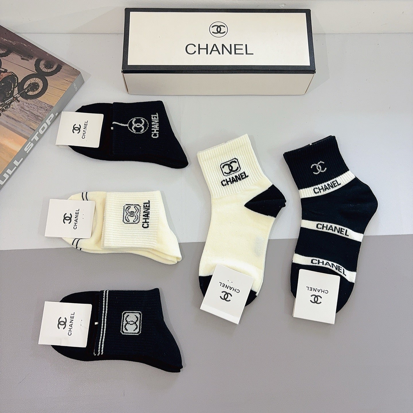CHANEL 26S ANKLE SOCKS 412401 (1 BOX)