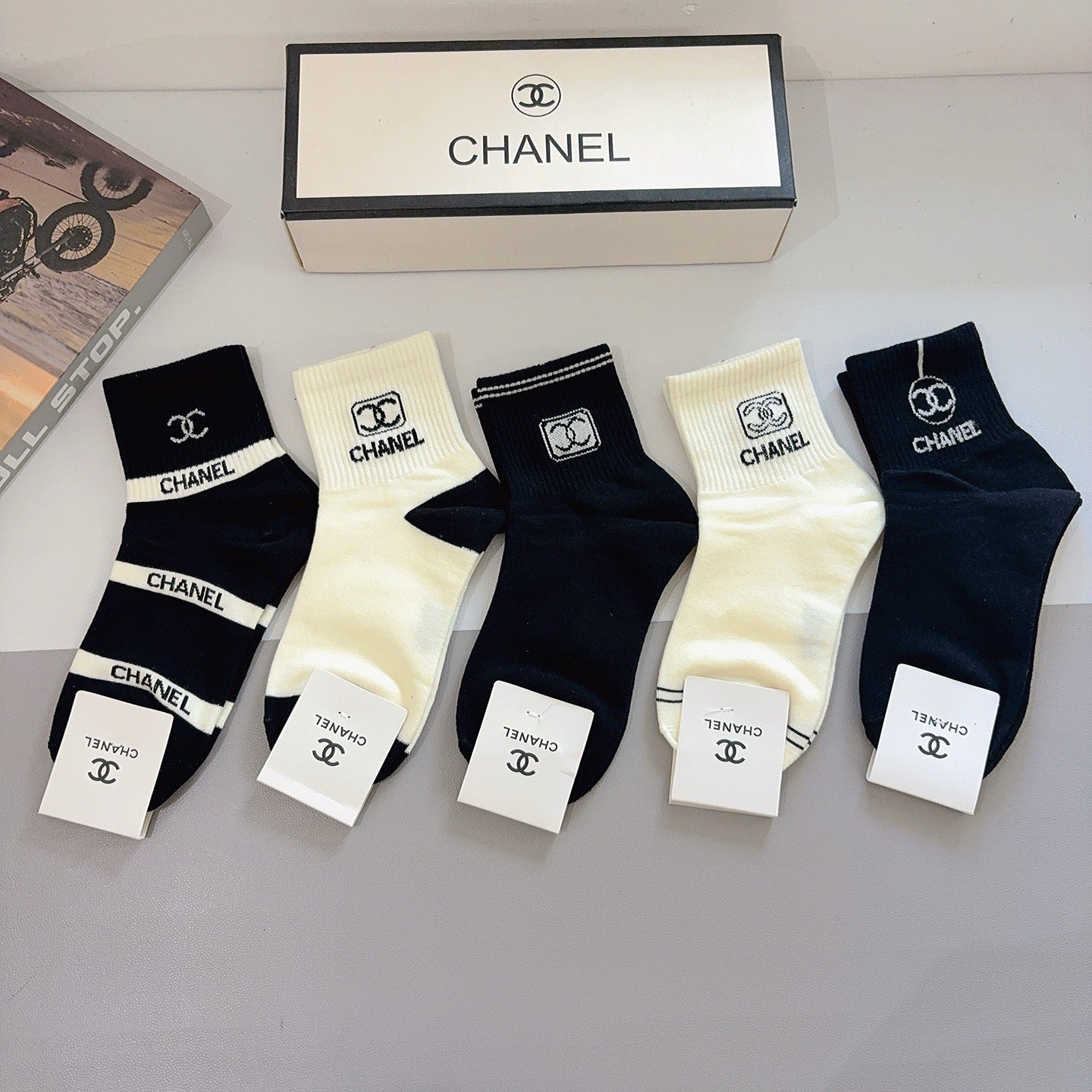 CHANEL 26S ANKLE SOCKS 412401 (1 BOX)