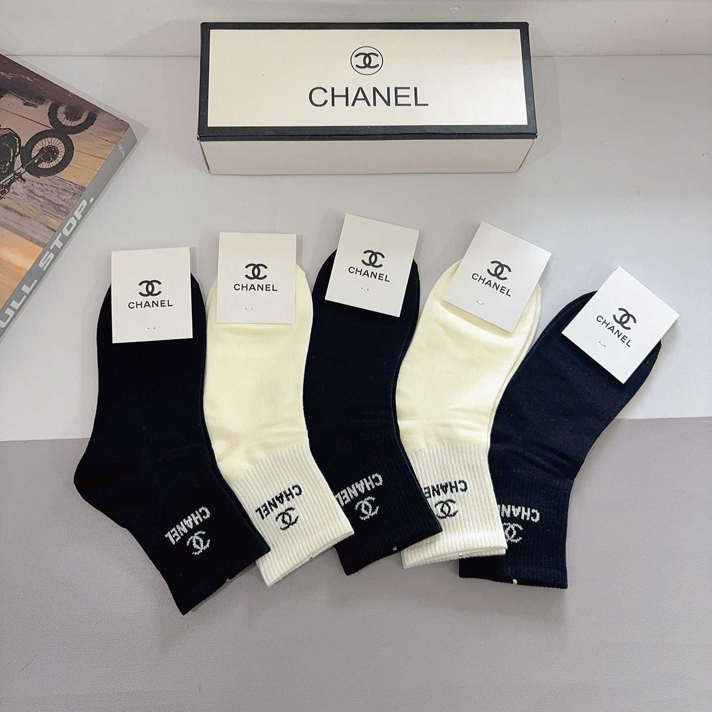 CHANEL 26S ANKLE SOCKS 412405 (1 BOX)