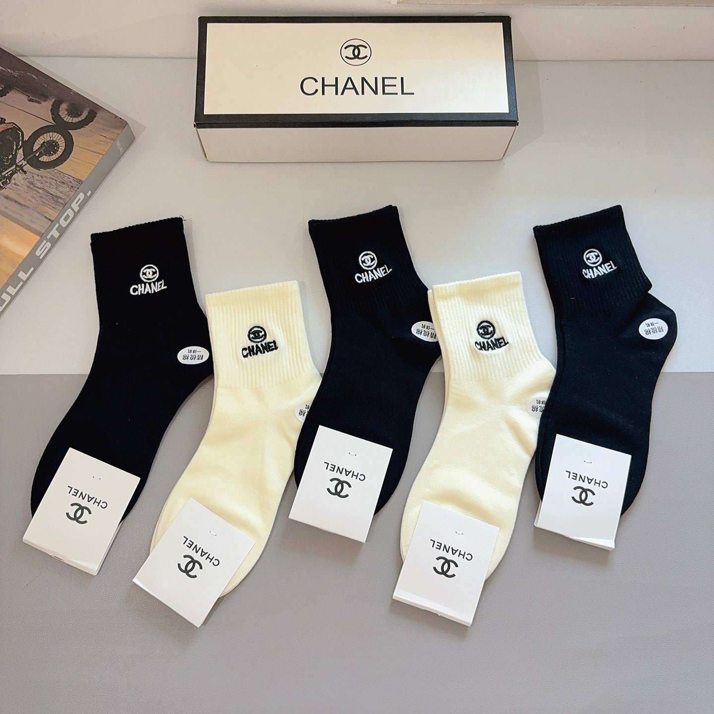 CHANEL 26S ANKLE SOCKS 408688 (1 BOX)