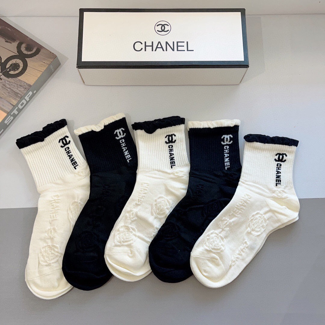 CHANEL 26S ANKLE SOCKS 405348 (1 BOX)