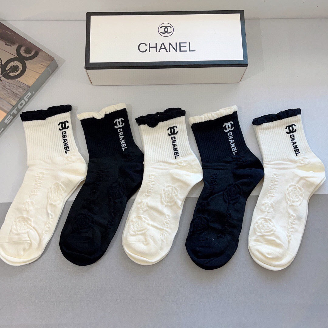 CHANEL 26S ANKLE SOCKS 405348 (1 BOX)