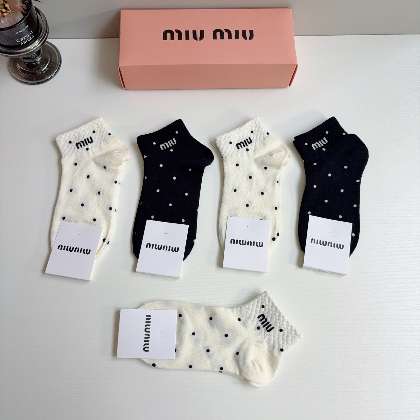 MIUMIU 26S ANKLE SOCKS 407149 (1 BOX)