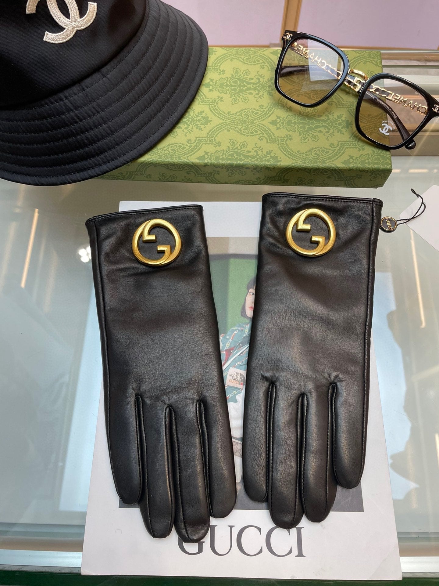 GLOVES IN BLACK SHEEPSKIN WITH CASHMERE LINING 432595