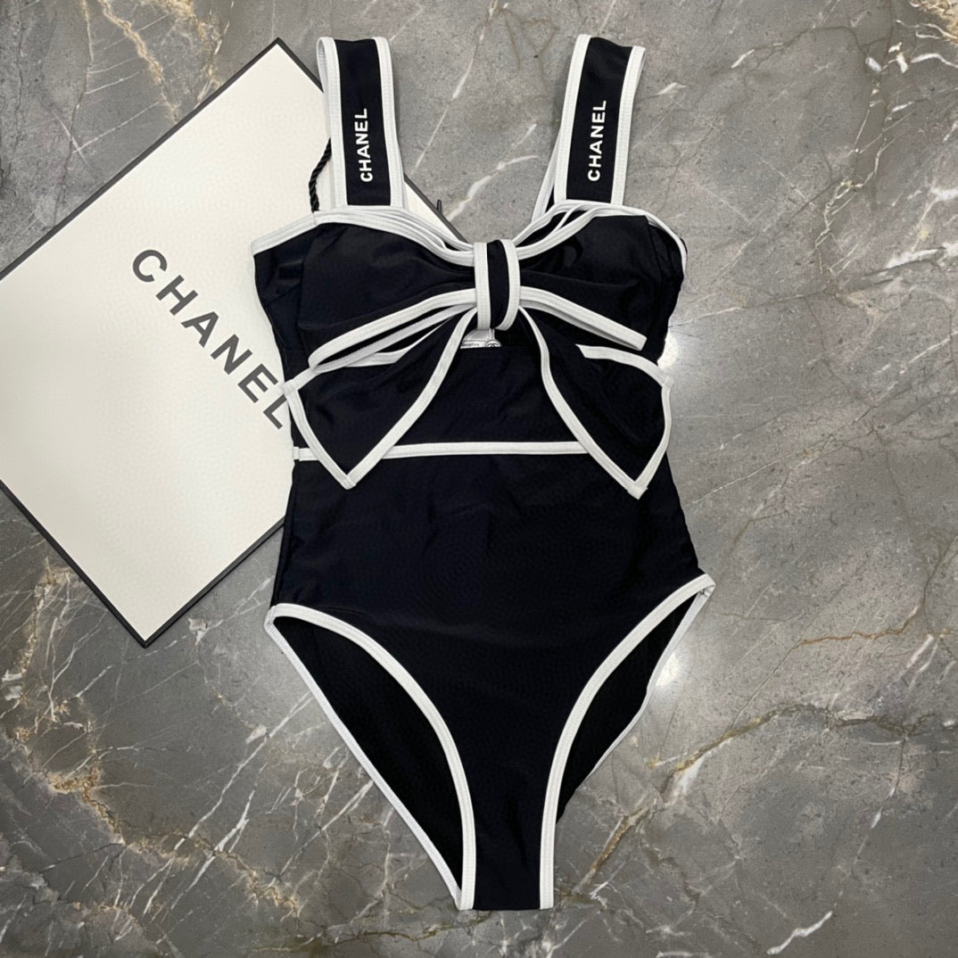 BODYSUIT SWIMSUIT IN BLACK AND WHITE TRIM 627829