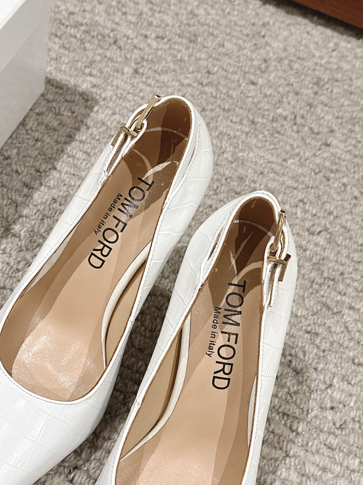 STAMPED CROCODILE LEATHER ANGELINA PUMP WHITE