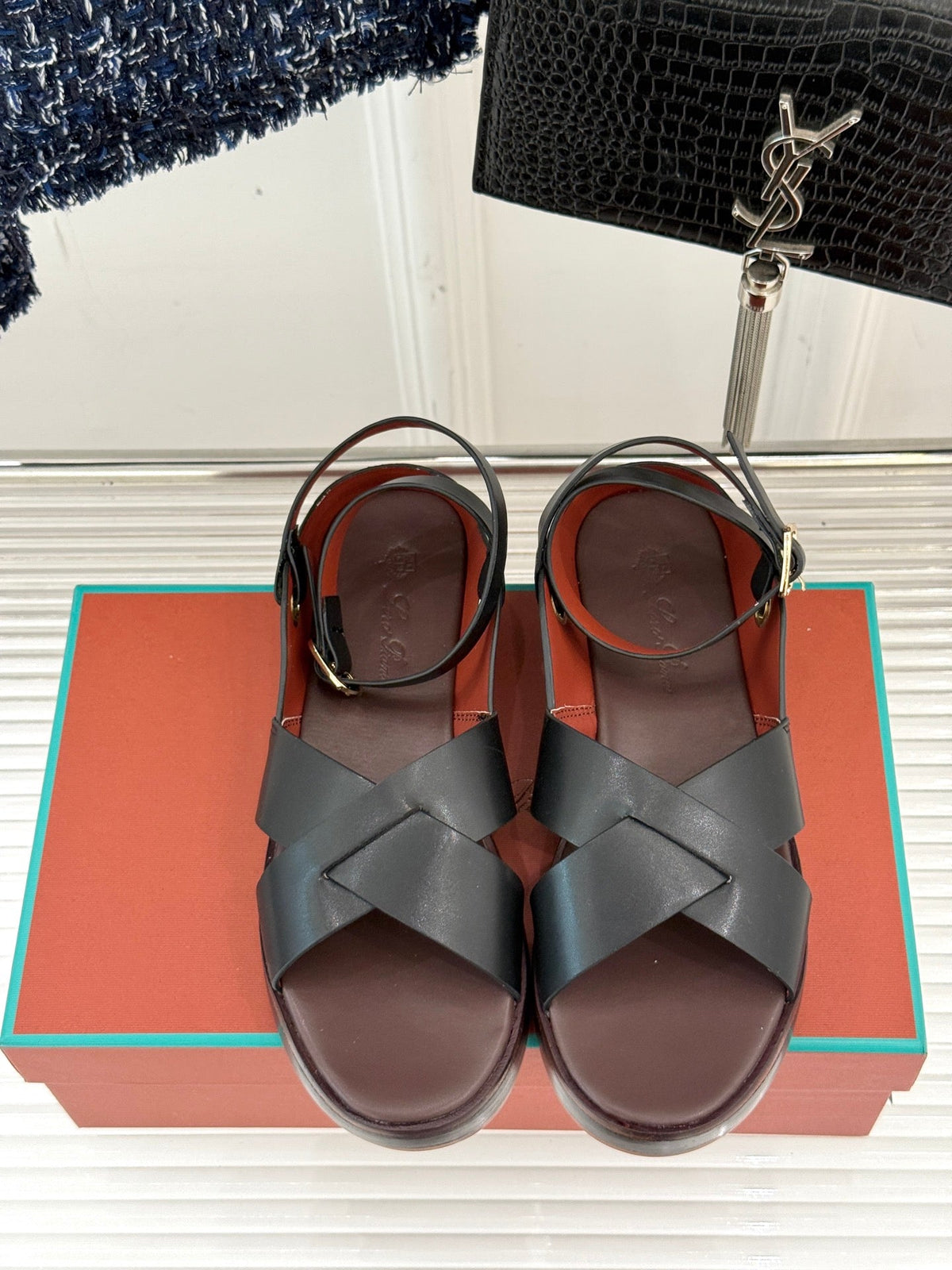 SANDALS THICK SOLE CROSS STRAP IN WHITE AND BROWN CALFSKIN