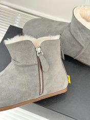 ALAIA 26S SNOW BOOTS IN GREY SUEDE AND WOOL