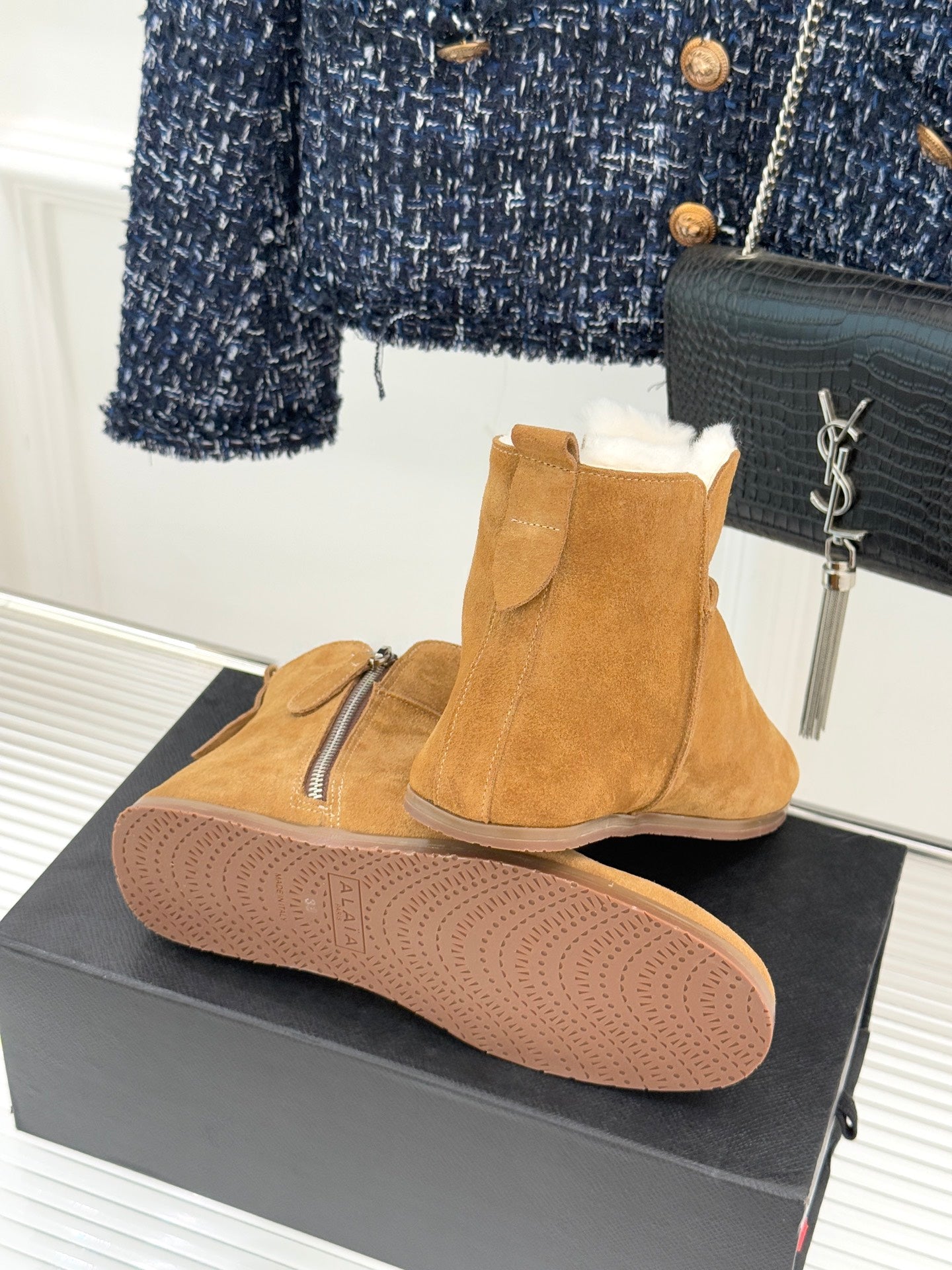 ALAIA 26S SNOW BOOTS IN LIGTH BROWN SUEDE AND WOOL