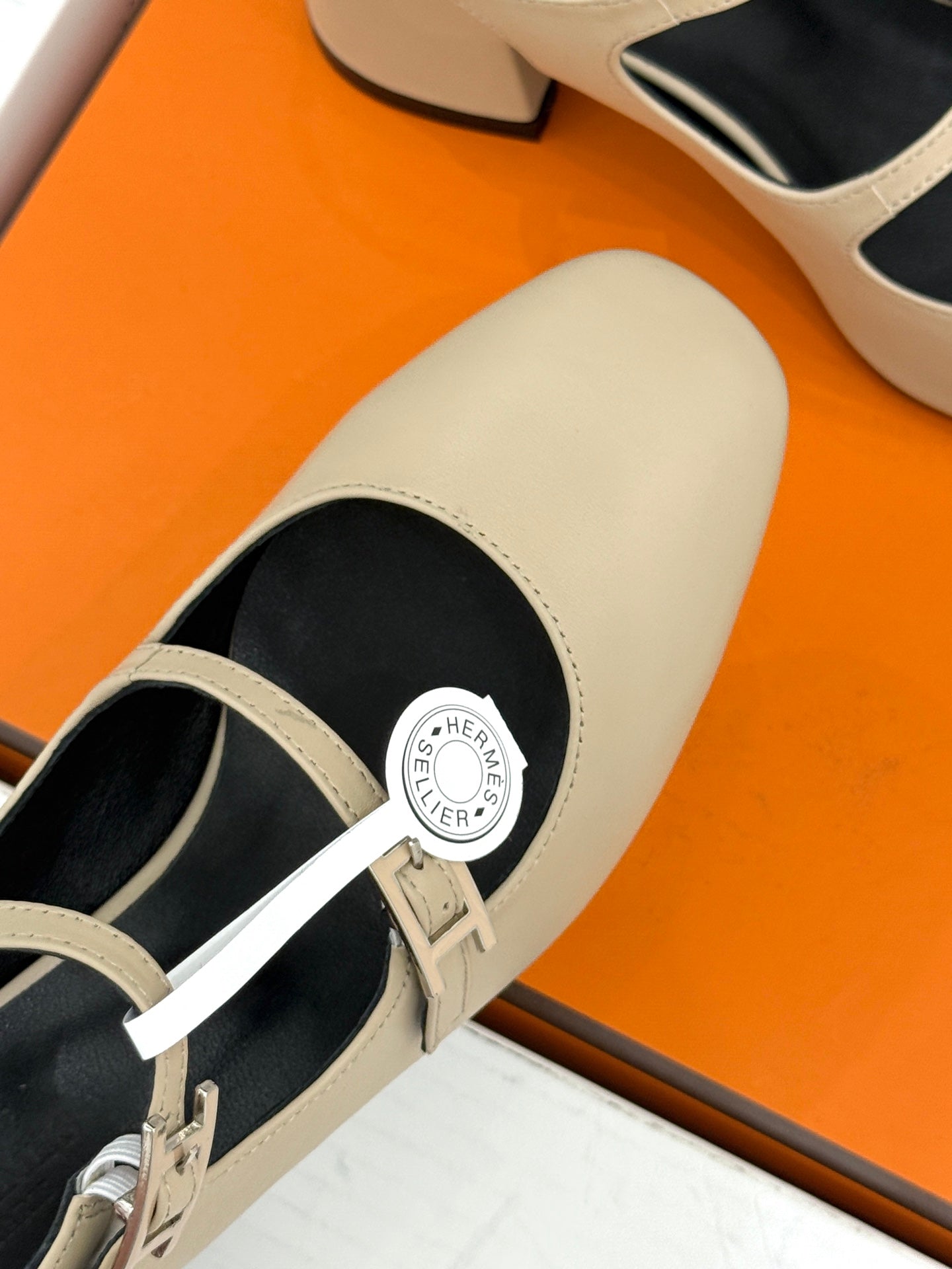 HM 26S SLINGBACK HIGH HEELS IN BEIGE CALFSKIN