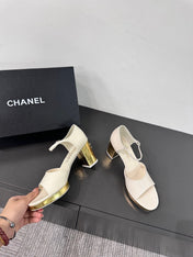 BLOCK HEEL SANDALS WHITE SHEEPSKIN