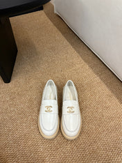 CHANEL 26S LOAFER IN WHITE PATENT CALFSKIN CC LOGO