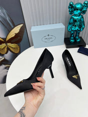 HIGH-HEEL PUMPS IN BLACK SATIN