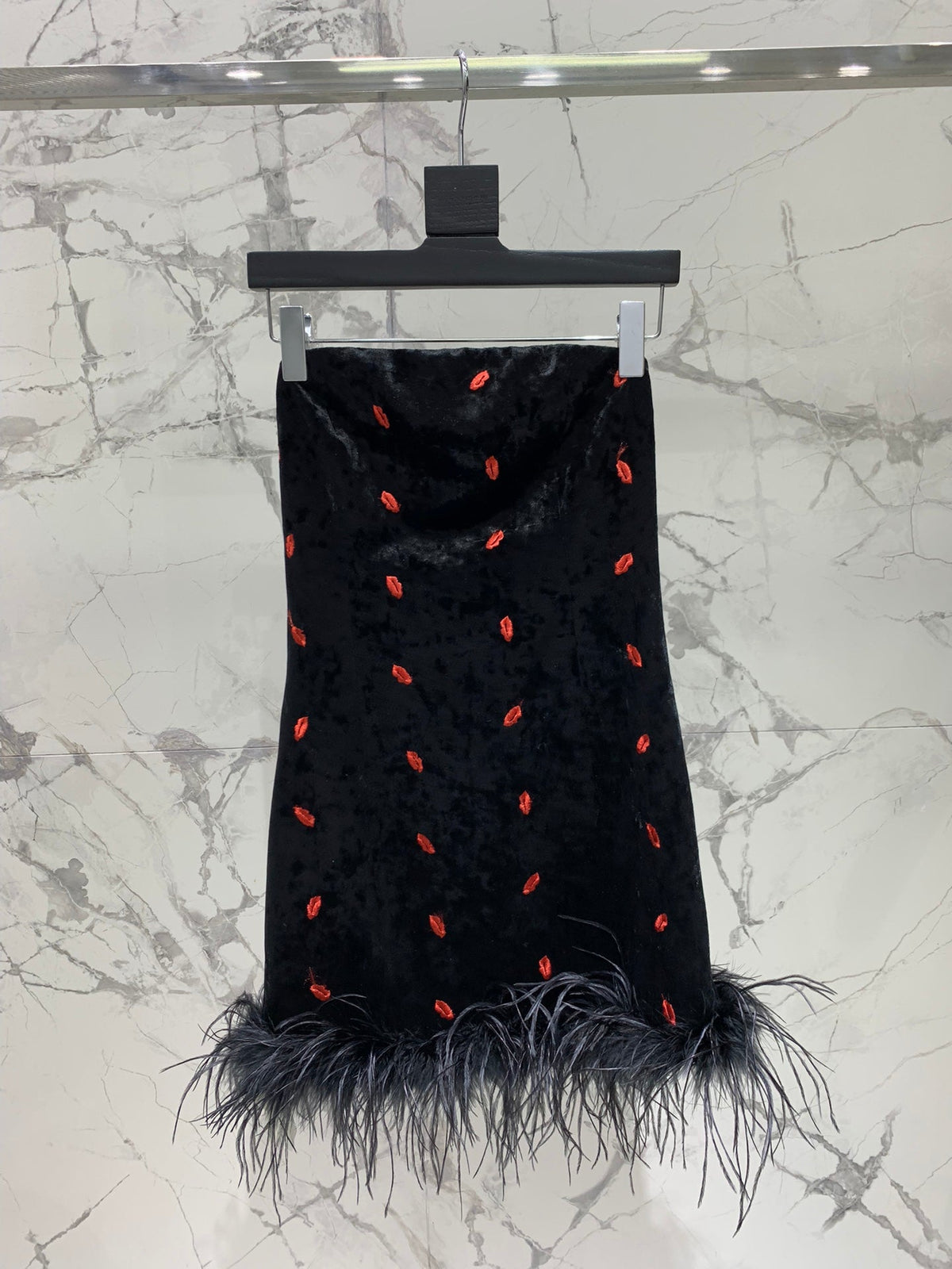 YSL 25S OFF-SHOULDER DRESS STYLE 160