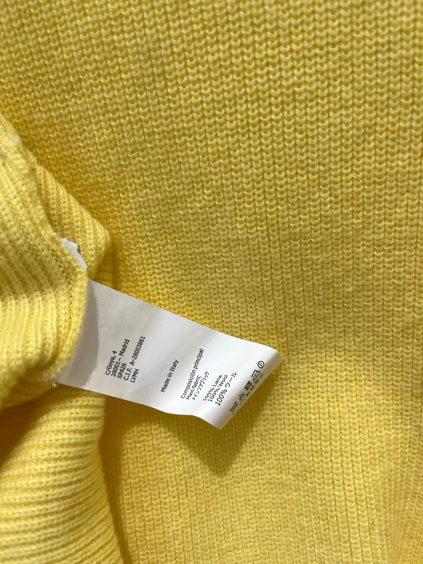 LOEWE 26S V-NECK KNITTED SWEATER 555