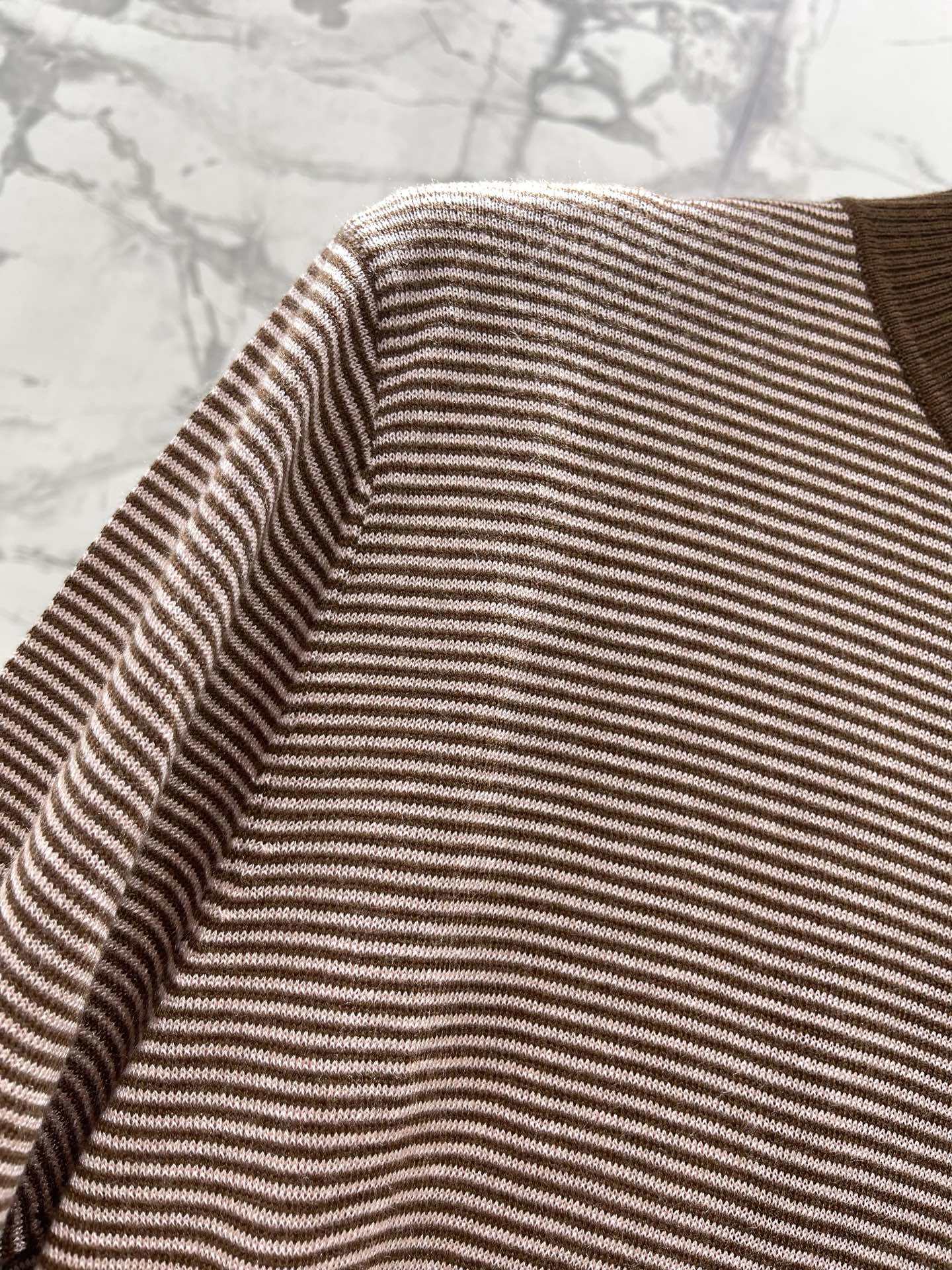 YSL 26S SHORT-SLEEVE MOCK NECK KNIT TOP 488