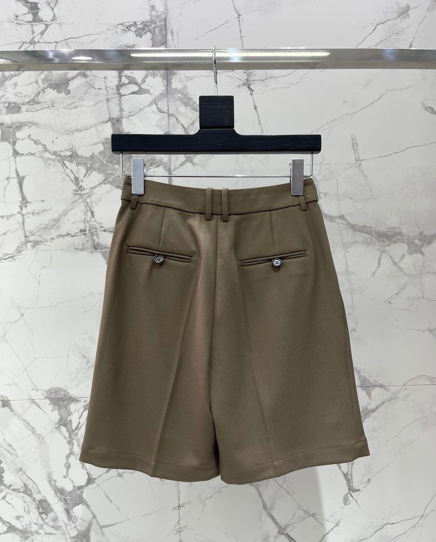 YSL 26S PLEATED BERMUDA SHORTS 455