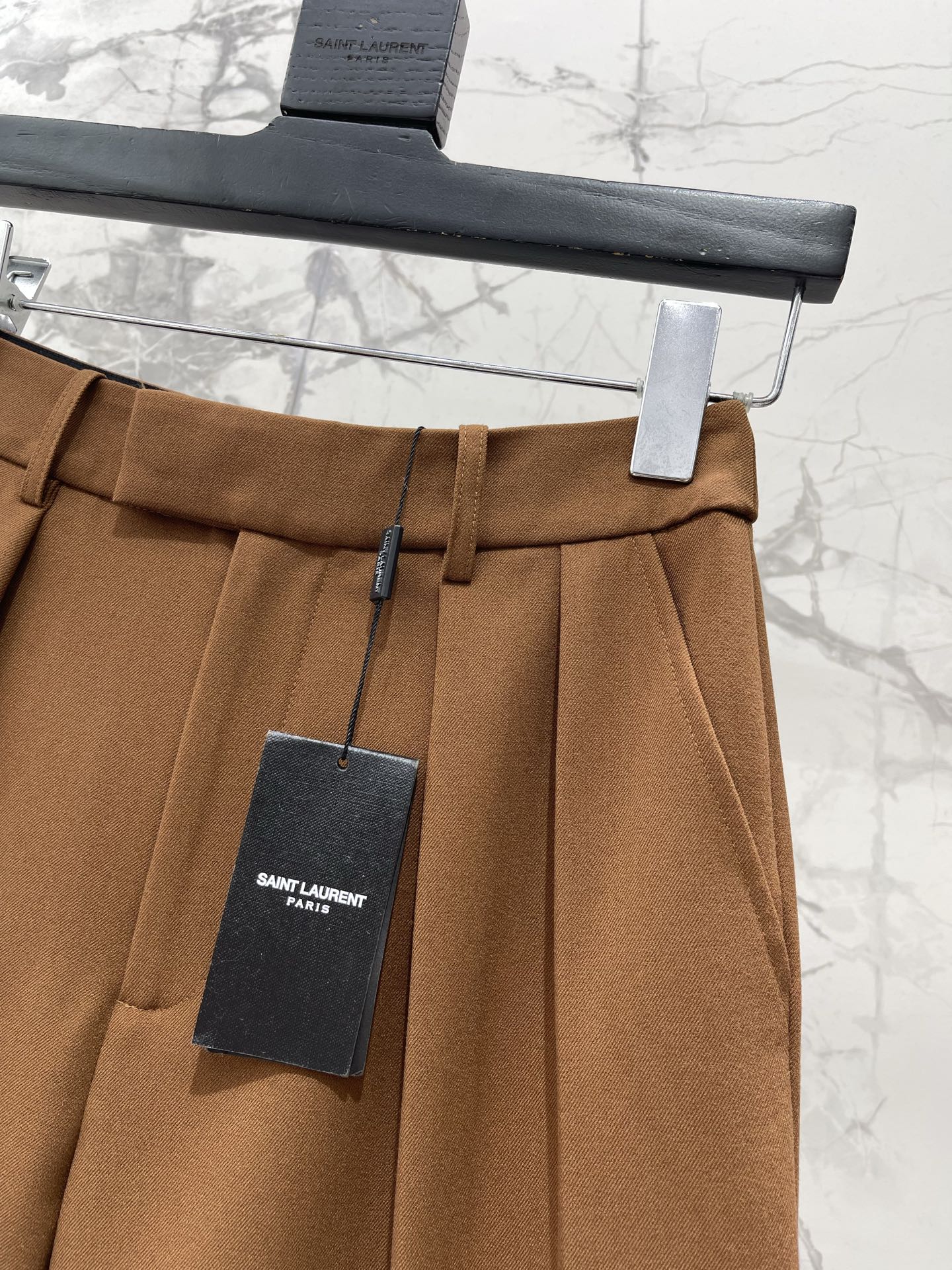 YSL 26S PLEATED BERMUDA SHORTS 456