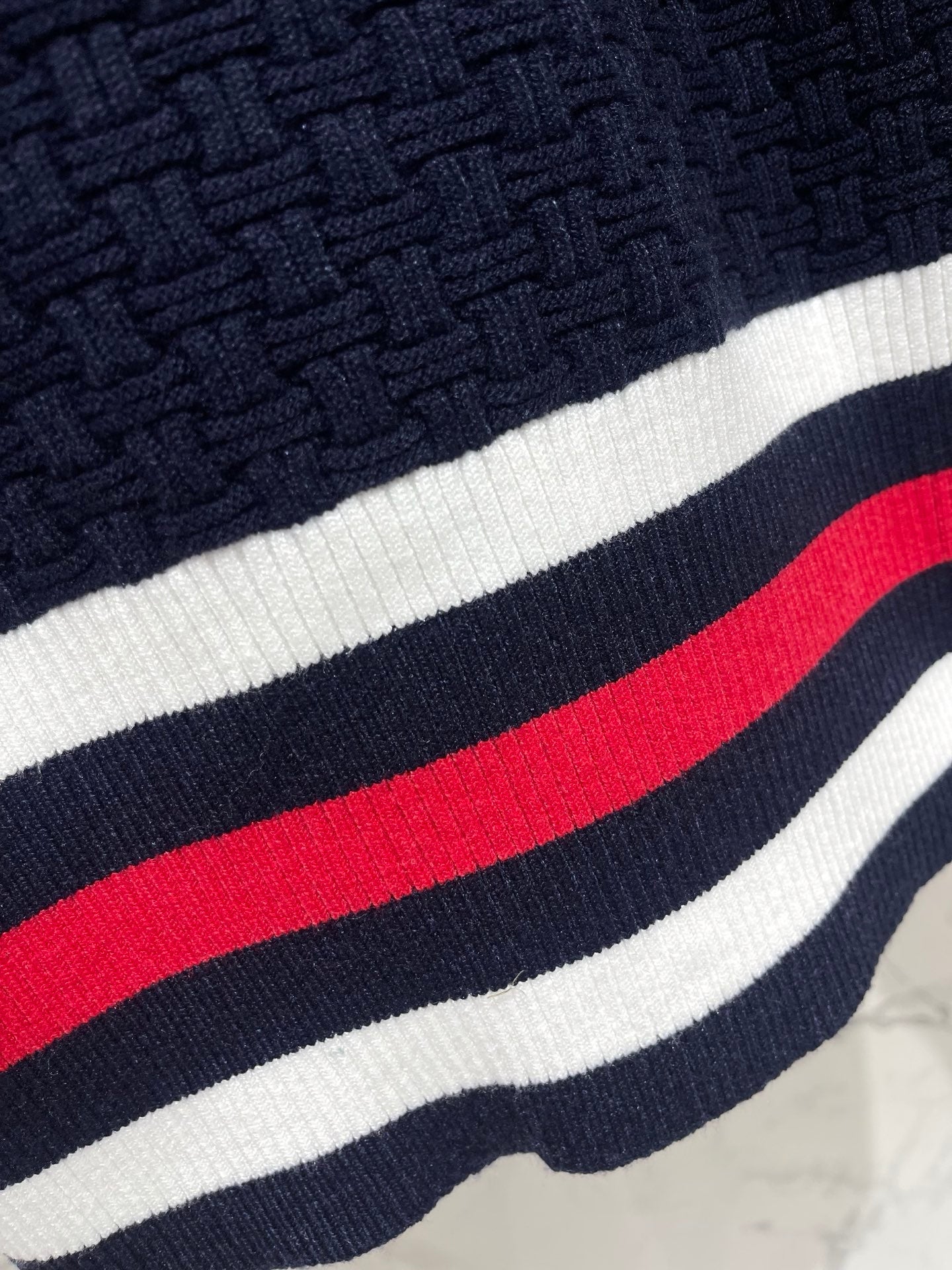 THOM 26S V-NECK KNIT CARDIGAN 385