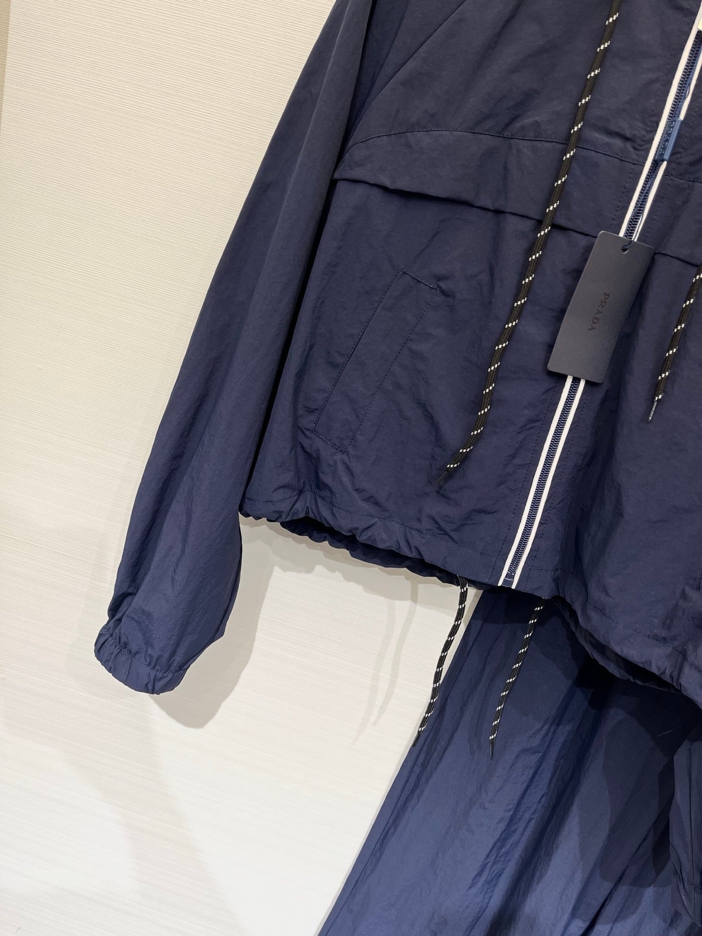 PRADA 26S JACKET AND STRAIGHT-LEG PANTS SET 1033
