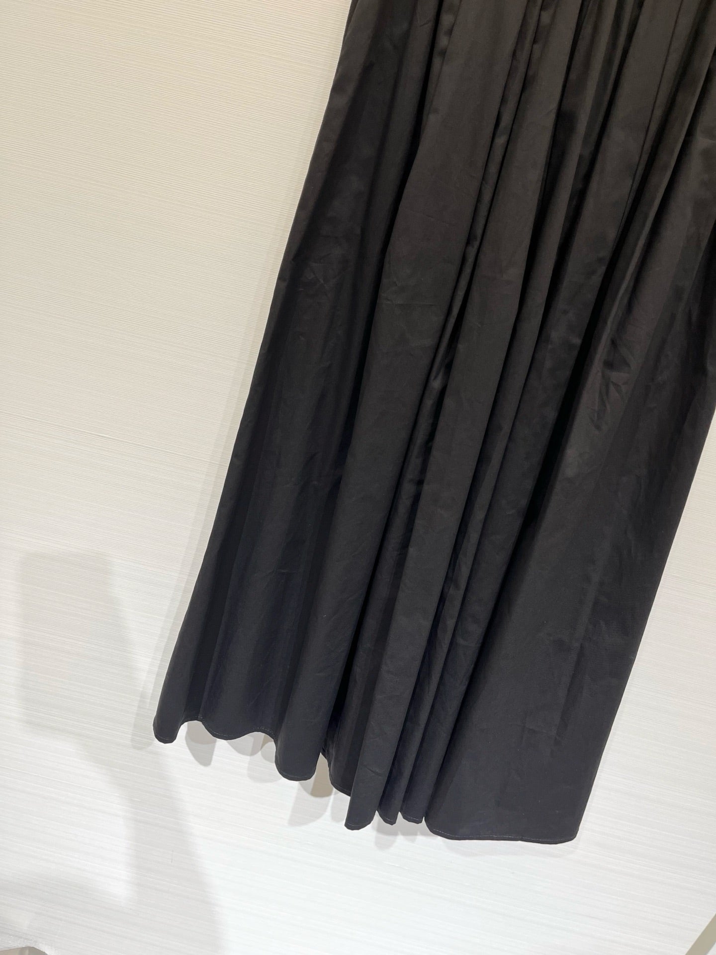 PRADA 26S PLEATED MIDI SKIRT 1032