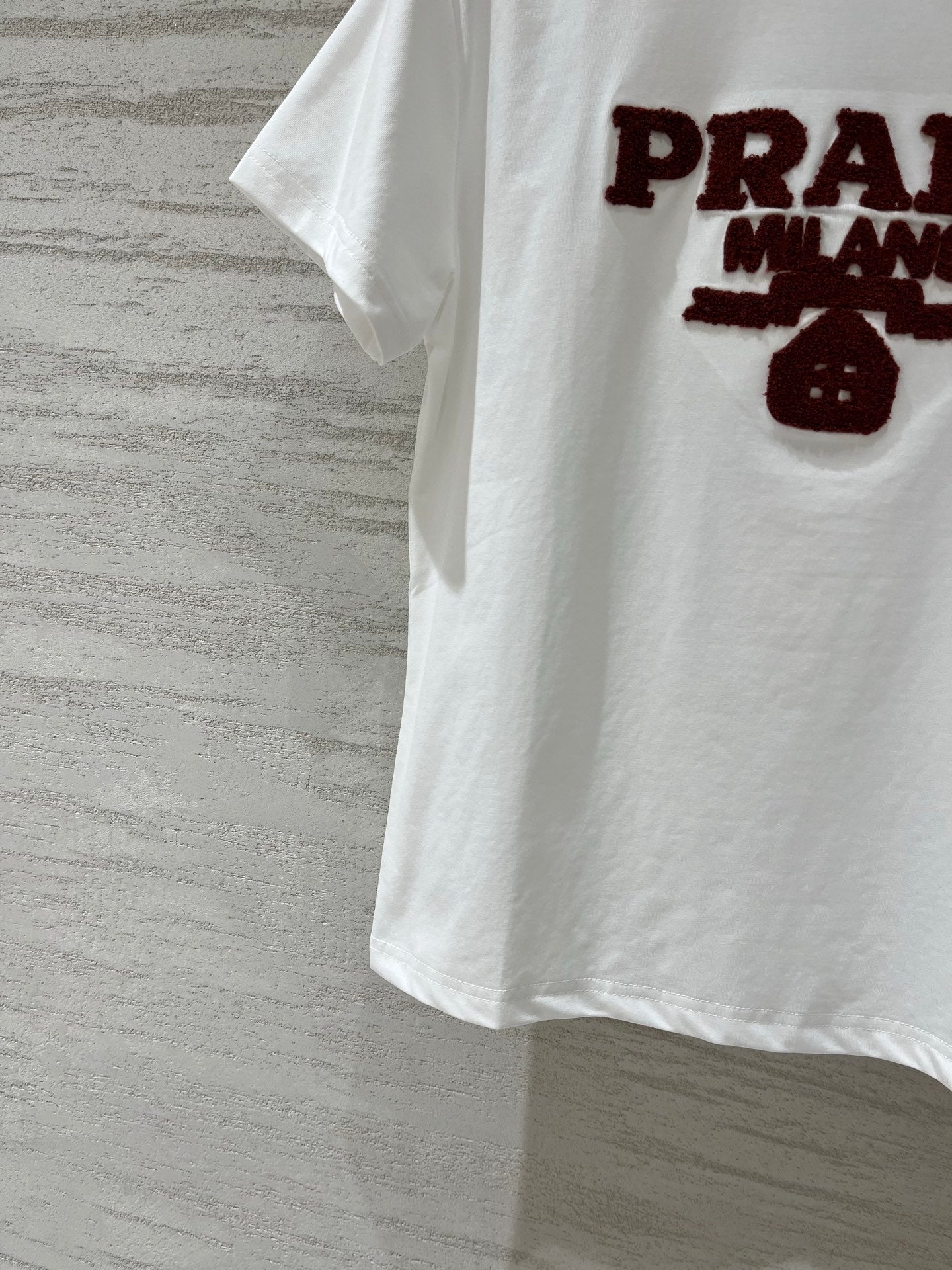 PRADA 26S T-SHIRT STYLE 936
